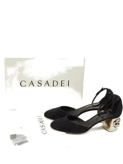 Pre-owned Casadei Chain-embellishment Pumps In Black