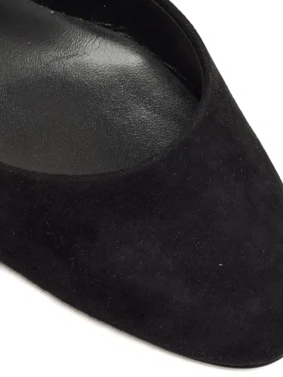 Pre-owned Casadei Chain-embellishment Pumps In Black