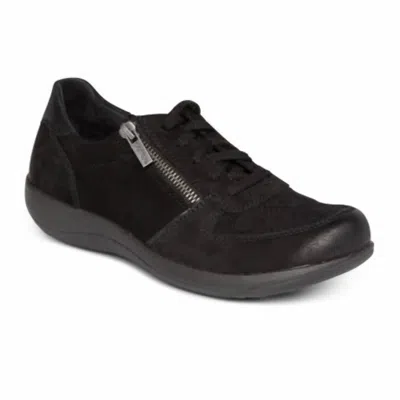 Aetrex Roxy Arch Support Casual Sneaker - Wide In Black In Black