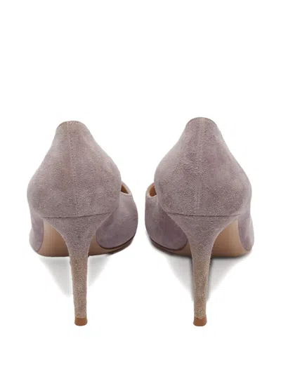Pre-owned Gianvito Rossi Suede Pointed-toe Pumps In Purple