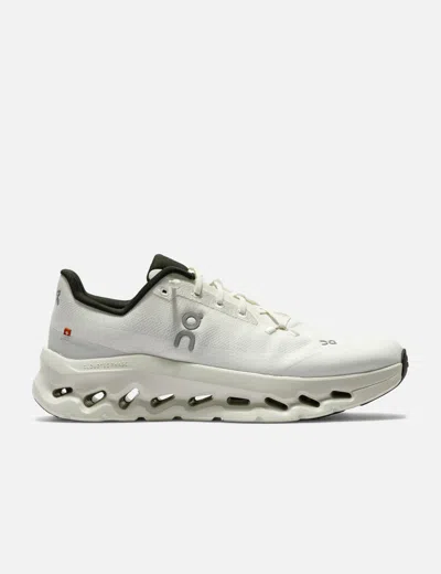 On Mens Cloudtilt Cushied-sole Mesh Low-top Trainers Pearl Ic In White