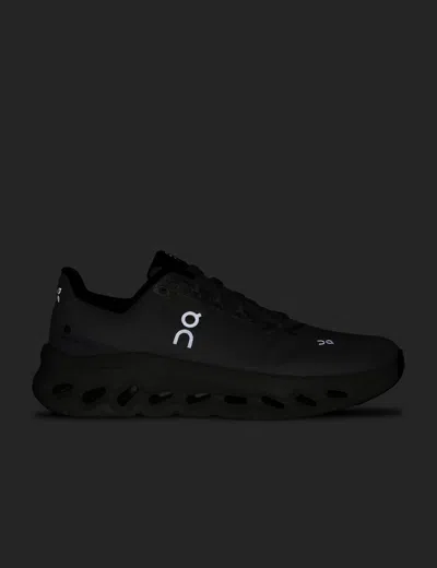 On Mens Cloudtilt Cushied-sole Mesh Low-top Trainers Pearl Ic In White