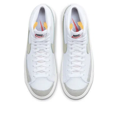 Nike (wmns)  Blazer '77 Vintage Mid 'light Bone' In Multi