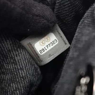 Pre-owned Chanel Gray Denim Shoulder Bag ()