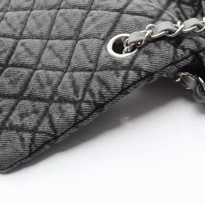 Pre-owned Chanel Gray Denim Shoulder Bag ()