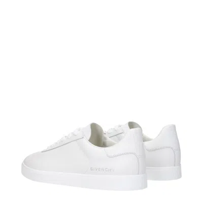 Givenchy White Leather Low Top Sneakers In Multi