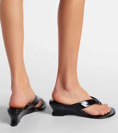 Le Monde Beryl Le Monde Béryl Micro Wedge Leather Thong Sandals In Black