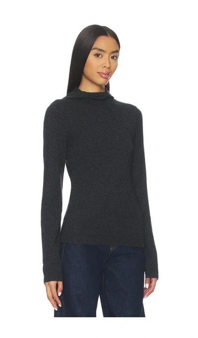 Eaves Strick Kassi In Gray