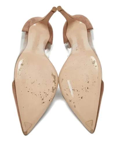Pre-owned Gianvito Rossi Pointed-toe Pump In Neutral