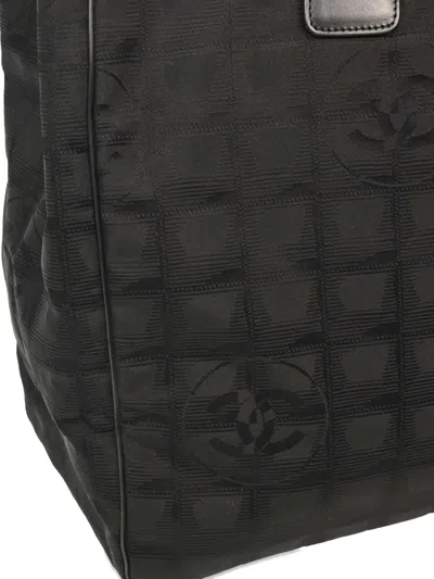 Pre-owned Chanel 2005 Jacquard Travel Line Tote In Black