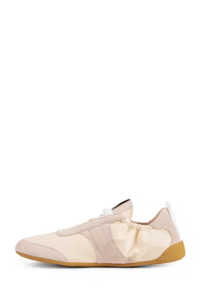 Chloé Stylish Kick Sneakers Featuring Contrast Sole In Pink