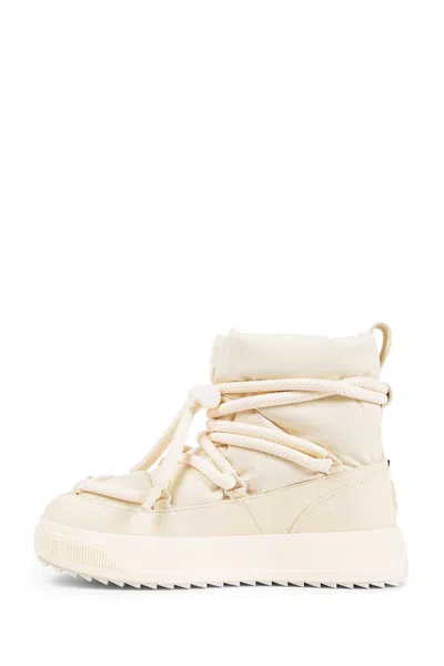 Moncler Altive Mid Snow Boots In Sand