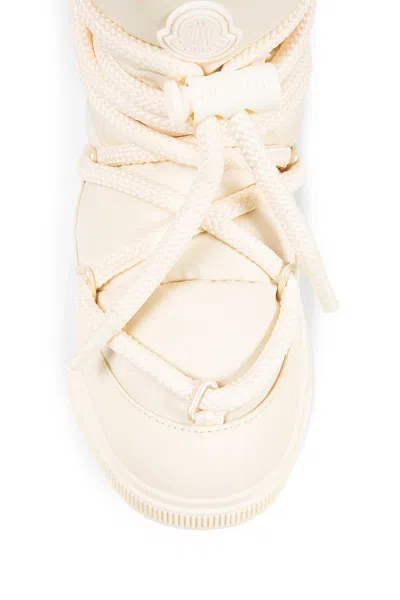 Moncler Altive Mid Snow Boots In Sand