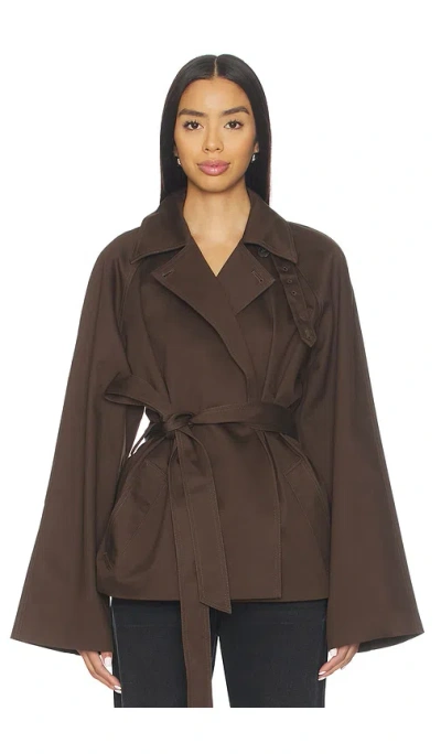Eaves Yuna Crop Trench In Brown
