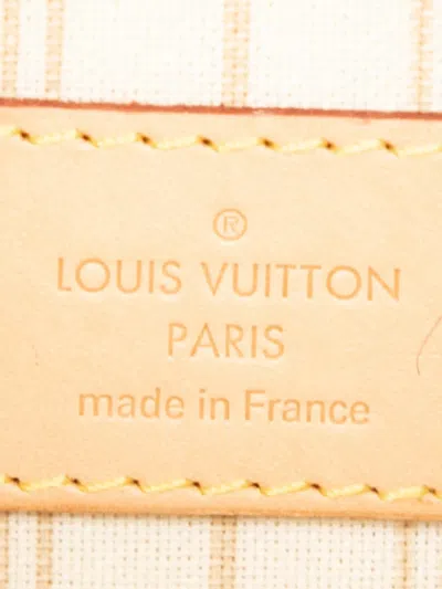 Pre-owned Louis Vuitton 2016 Damier Azur Neverfull Pm Pouch In White