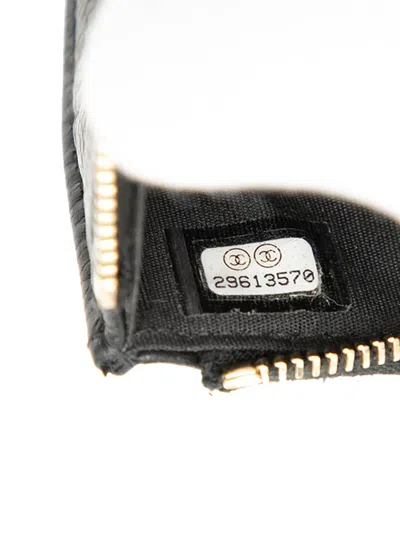 Pre-owned Chanel 2019 Cc Embossed Caviar Camellia Flat Wallet Pouch Phone Case In Black