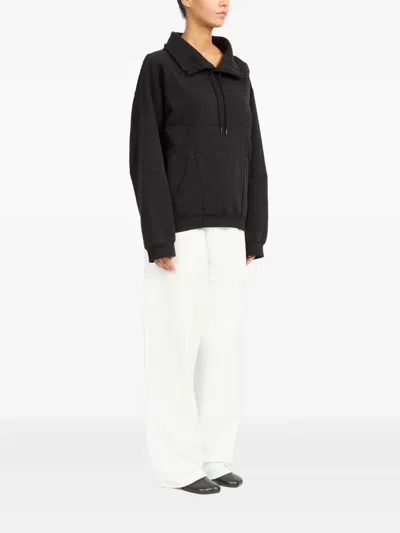 Mm6 Maison Margiela Pointed-collar Hoodie In Black