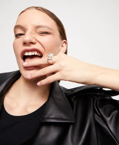 Unode50 Sterling Silver Plated Metal Alloy Ring With White Faceted Crystal At The Ends In Metallic