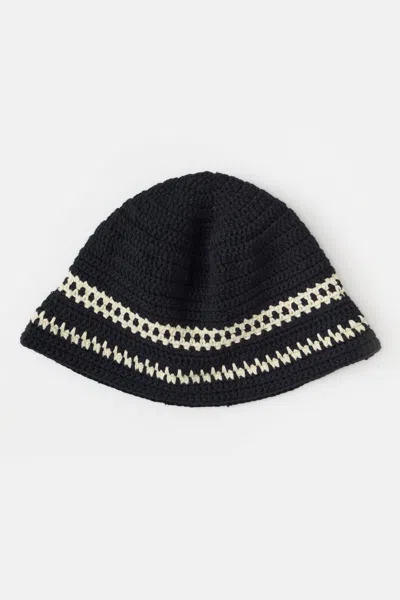 Closed Womens Crochet Bucket Hat In Black In Black