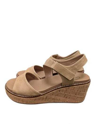 Cozy Co. 5'o Clock Wedges Taupe In Brown