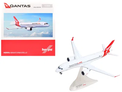 Herpa Airbus A220-300 Commercial Aircraft "qantaslink" (vh-x4b) White With Red Tail 1/200 Diecast Model By