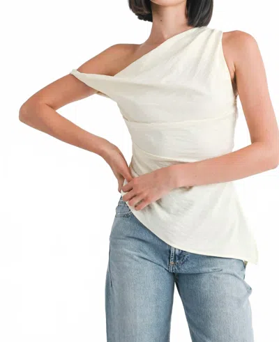 Emory Park Dovie Asymmetrical Tunic Top In Cream In White