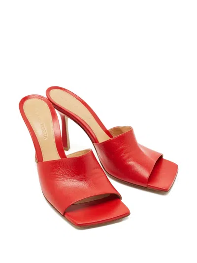 Pre-owned Bottega Veneta Lido Woven Sandals In Red