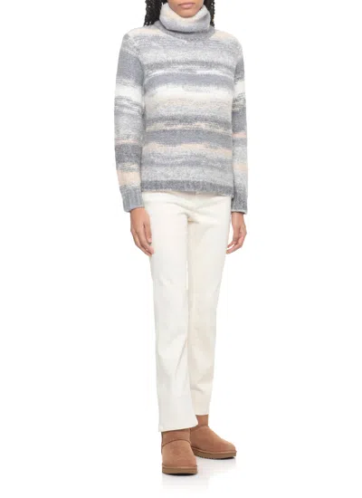 Ugg Classic Short Beige Boots With Logo Patch On The Rear And Shearling Lining In Suede Woman In Nude