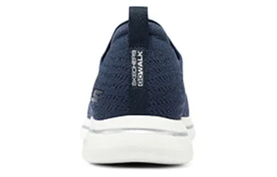 Skechers (wmns)  Go Walk 5 'coastal View -navy White' In Blue