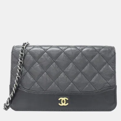 Pre-owned Chanel Gabriel Line Chain Wallet In Black