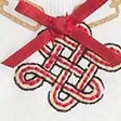 Hollister Good Luck Charm Graphic Baby Tee In White