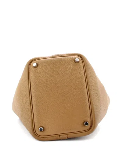 Pre-owned Hermes Picotin Lock Bag Clemence Pm Bucket Bag In Neutral