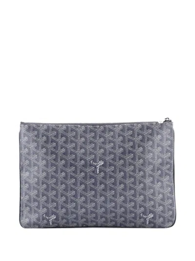 Pre-owned Goyard Senat Zip Coated Canvas Mm Pouch In Gray