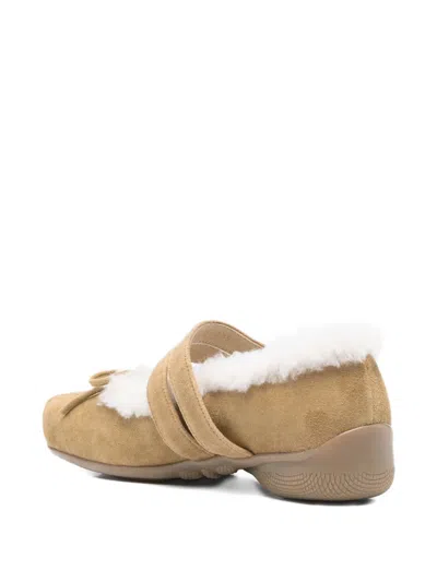 皮毛一体心形铆钉芭蕾平底鞋