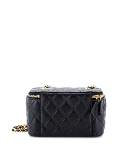 Pre-owned Chanel Coco De Toi Heart Vanity Case With Chain Quilted Lambskin Small Crossbody Bag In Black