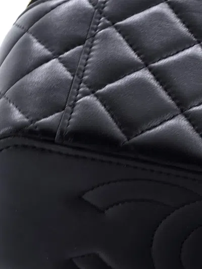 Pre-owned Chanel Coco De Toi Heart Vanity Case With Chain Quilted Lambskin Small Crossbody Bag In Black