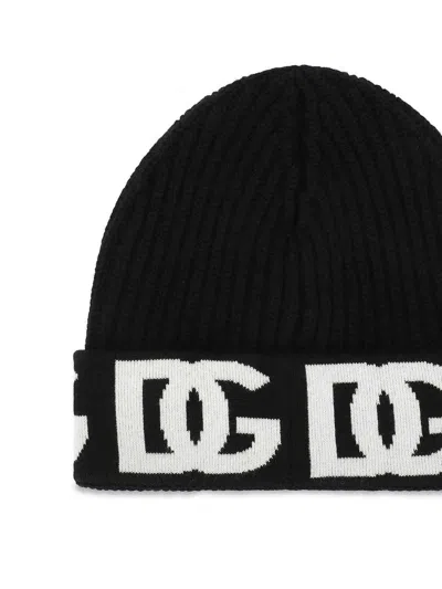 Dolce & Gabbana Cashmere Blend Ribbed Knit Logo Beanie In Black