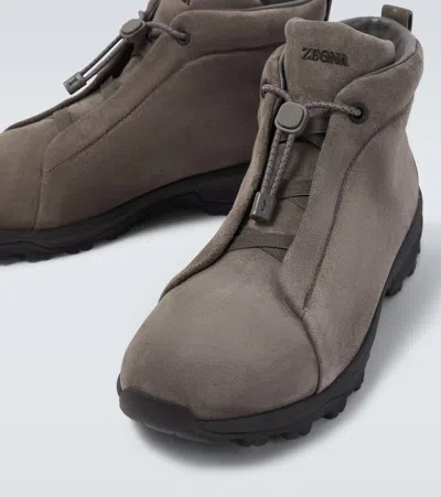 TRIPLE STITCH VETTA绒面革运动鞋