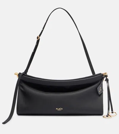 Alaïa Alaia Women Le Click East West Medium Leather Bag In Black