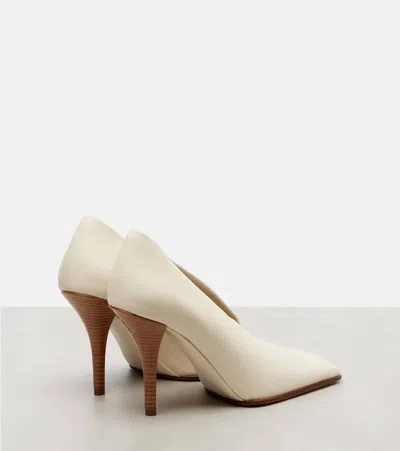 Alaïa Elegant 90mm Pumps In White
