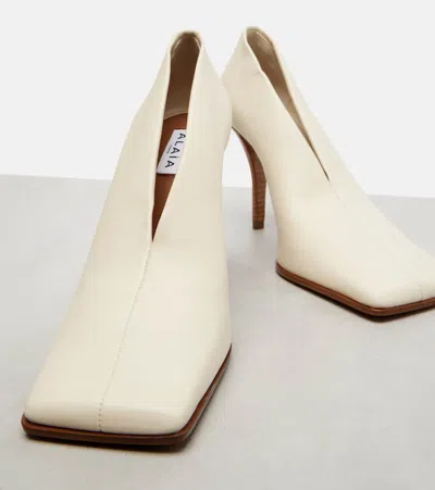 Alaïa Elegant 90mm Pumps In White