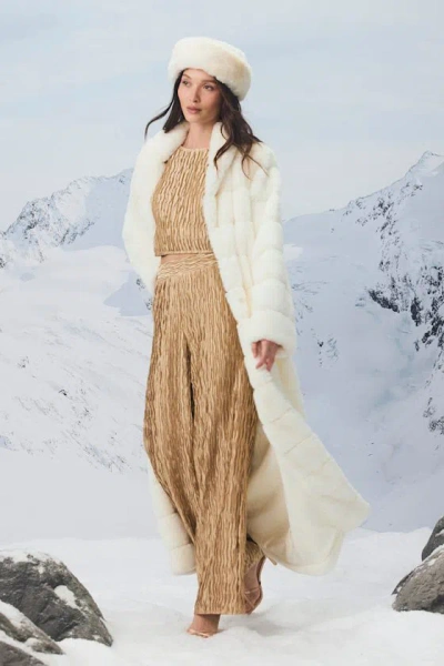 Lulus Yukara Gold Textured High-rise Wide-leg Pants In Gold