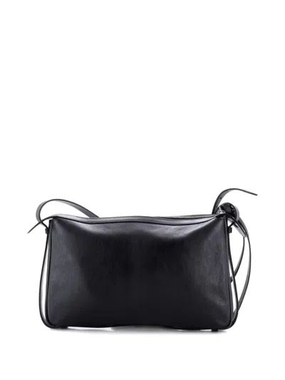 Pre-owned Fendi Simply Leather Medium Shoulder Bag In Black