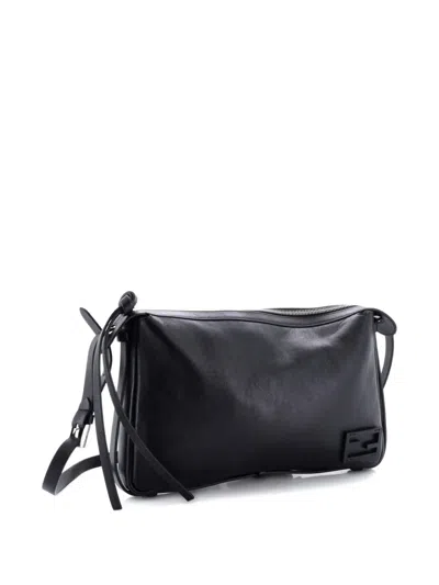 Pre-owned Fendi Simply Leather Medium Shoulder Bag In Black