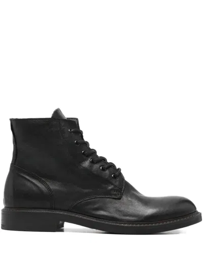 Leqarant Lace-up Boots In Black