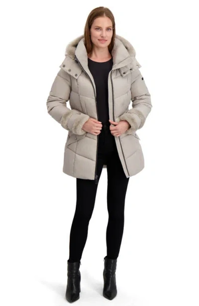 Laundry By Shelli Segal Petal Faux Fur Trim Hooded Puffer Jacket In Neutral
