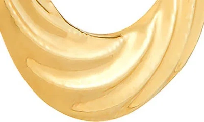 Frankie & Zoe Twisted Hoop Earrings In Gold