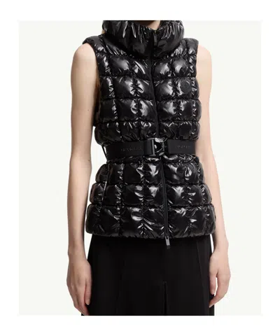 Moncler Emilion Square-quilted Down Vest In Black