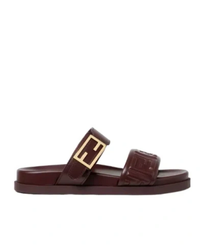 Fendi Feel Embossed Ff Leather Flat Sandals In Burgundy