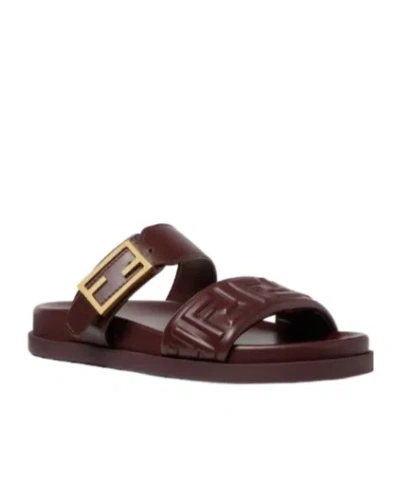 Fendi Feel Embossed Ff Leather Flat Sandals In Burgundy